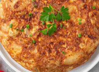 Con la pasta che avanza la domenica che ci fai? Facile, una frittata della nonna! Fritta di pasta avanzata - RicettaSprint
