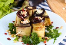 Involtini di melanzane, ci metto la ricotta e li rendo agrumati con il limone, leggerissimi che ne mangerei ancora Involtini di melanzane ricotta e limone ricettasprint.it