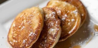 Pancake albumi e yogurt - Ricettasprint.it