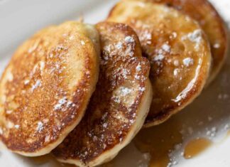 Pancake albumi e yogurt - Ricettasprint.it