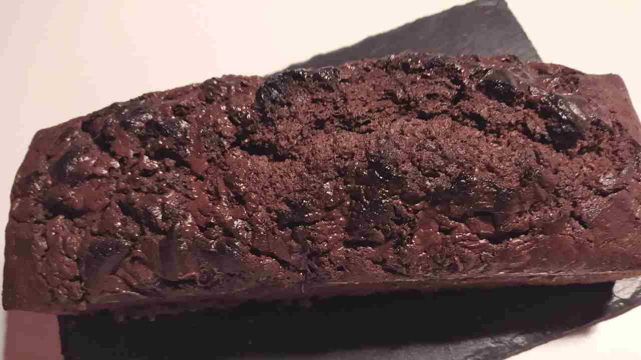 Plumcake al cacao con pere caramellate ricettasprint.itPlumcake al cacao con pere caramellate ricettasprint.it