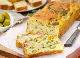 Quando voglio portare qualcosa di super goloso a tavola, mi viene in mente solo questo plumcake rustico Plumcake rustico - Ricettasprint.it
