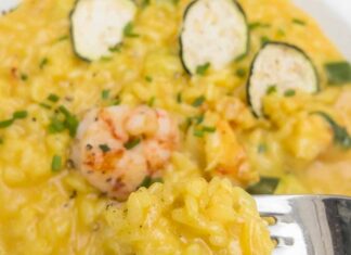 Risotto gamberetti e zucchine. ricettasprint.it