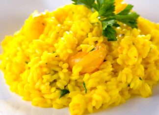 Risotto zafferano e gamberi. ricettasprint.it