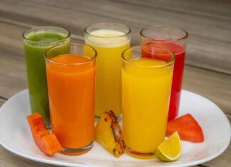 Succo di frutta fatto in casa - Ricettasprint.it