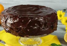 Torta al limone e cioccolato - Ricettasprint.it