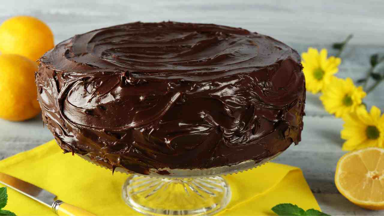 Torta al limone e cioccolato - Ricettasprint.it