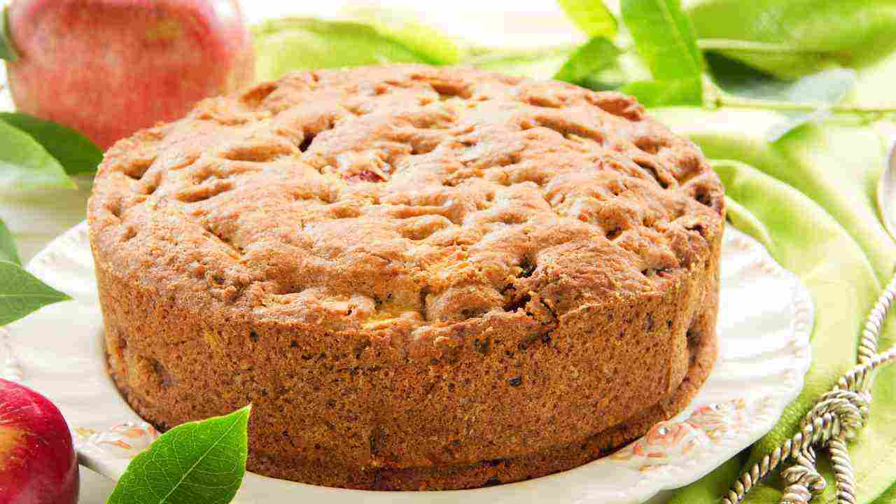 Torta di mele e noci - Ricettasprint.it