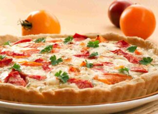 Stavolta faccio una torta salata irresistibile con pomodorini e ricotta salvo la cena e sazio tutti, tempo stimato 10 minuti Torta salata con pomodorini e ricotta - Ricettasprint.it