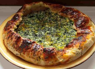 Torta salata zucchine e ricotta. ricettasprint.it
