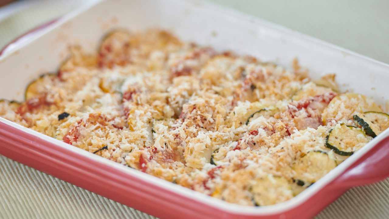 Zucchine gratinate ripiene e filanti - Ricettasprint.it