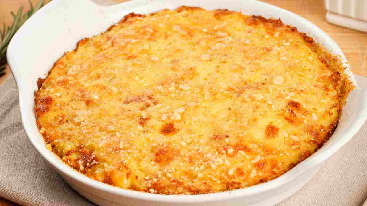 Tortino di patate, speck e scamorza