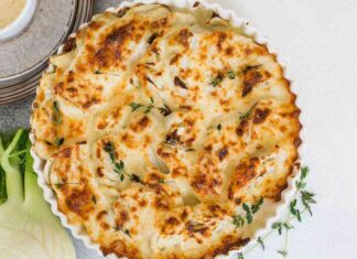 Faccio una parmigiana bianca di finocchi che pure i vicini me la chiedono: se la litigano a tavola parmigiana bianca di finocchi ricettasprint