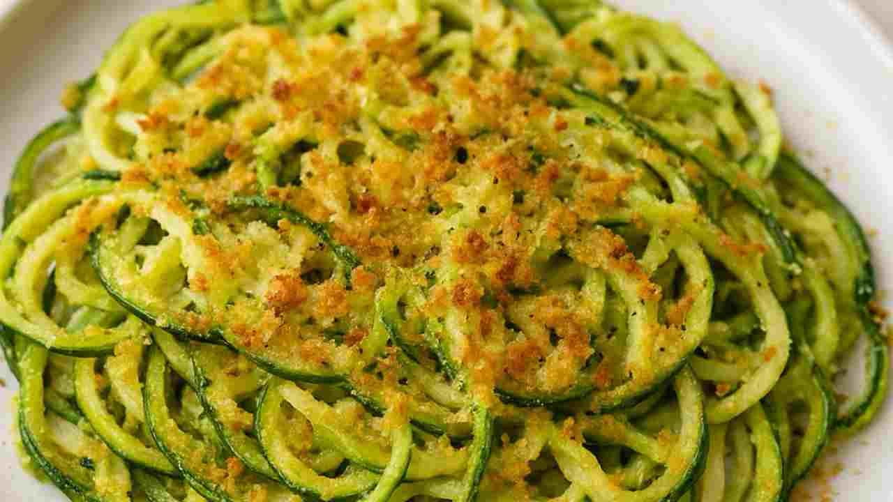 Spaghetti di zucchine gratinati ricettasprint.it