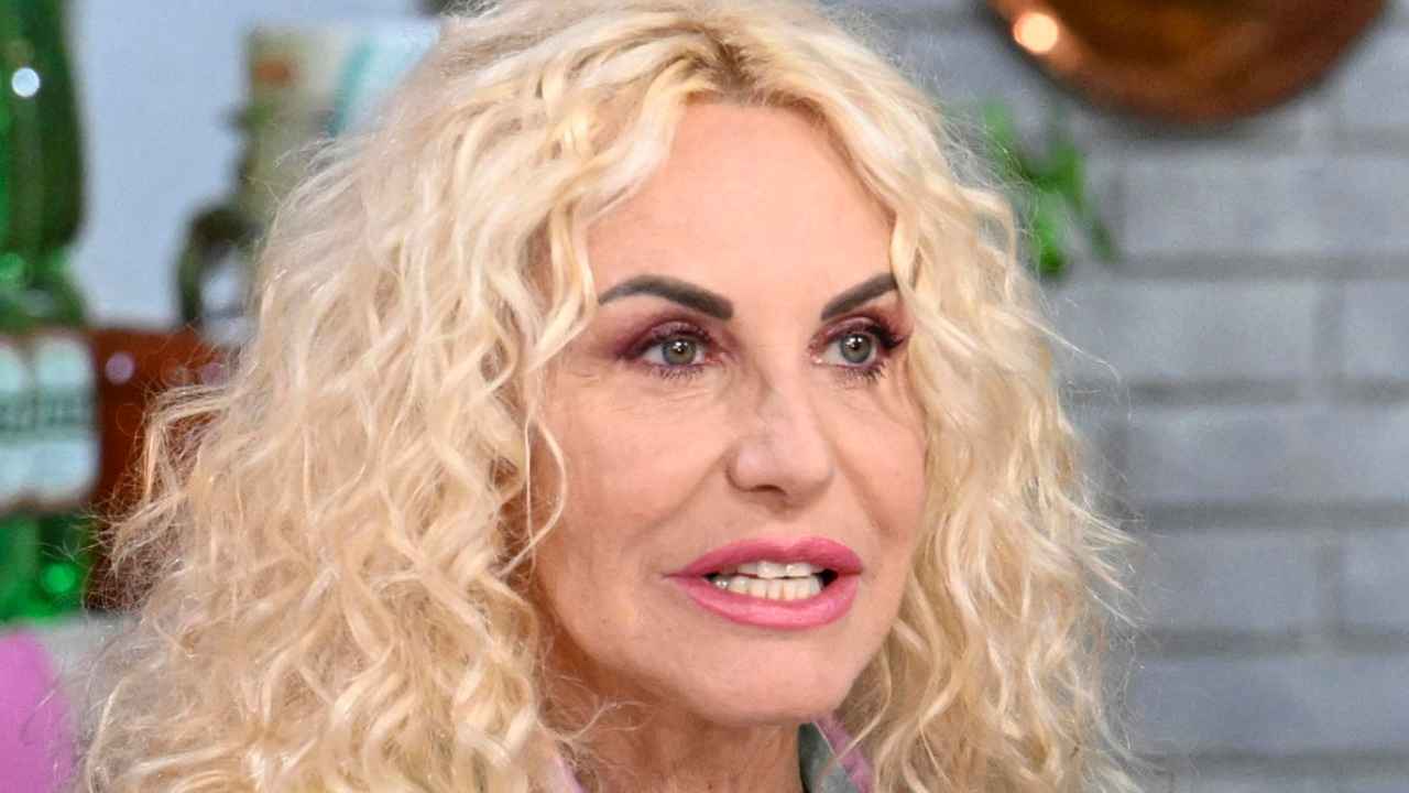 Antonella Clerici cuore spezza addio - RicettaSprint