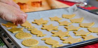 Biscotti di Natale in anticipo, li faccio oggi senza affanni e li regalo durante le festività Biscotti di Natale li faccio oggi per le feste - RicettaSprint