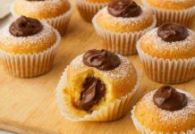 Brioche cuore morbido, si sciolgono in bocca già dopo il primo morso, impossibile farne a meno Brioche dal cuore morbido - RicettaSprint