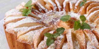 La ciambella alle mele più alta e soffice che ci sia: umida, profumata e irresistibile. Il segreto? Un ingrediente che non può mancare Ciambella alle mele soffice e umida - Ricettasprint.it