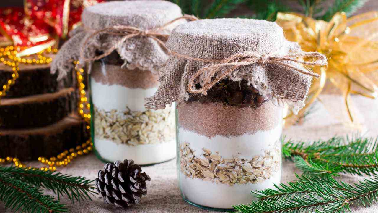Fare scorta di barattoli da disinfettare per i regali di Natale - RicettaSprint