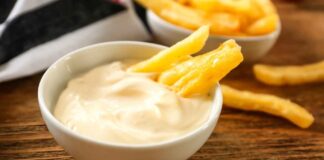 Maionese sulla mia tavola a Natale, con queste 3 ricette accontenti tutti anche alla Vigilia Maionese fatta in casa per Natale 3 ricette - RicettaSprint