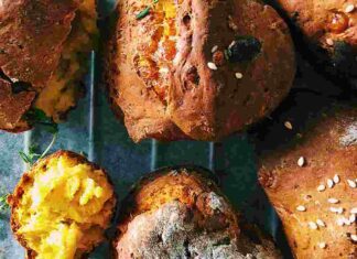 Panini alla zucca. ricettasprint.it