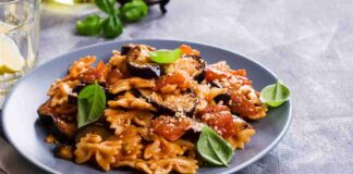 Pasta con melanzane e speck - Ricettasprint.it