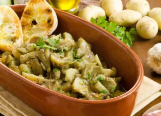Un contorno così buono non l’hai mai assaggiato: aggiungi i carciofi alle patate, zero sbatti e pochi euro di spesa Patate e carciofi in padella - Ricettasprint.it