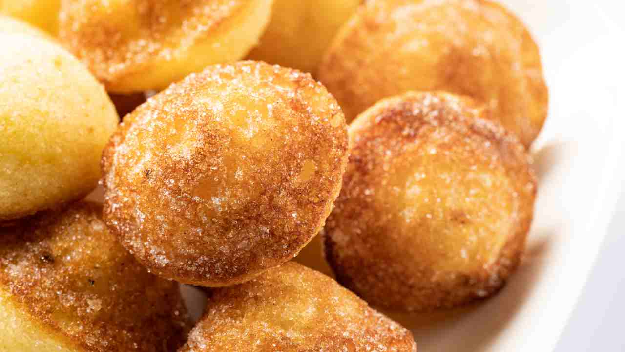 Patate in padella alla crosticina di parmigiano. ricettasprint