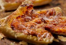 Pizza senza impasto a Natale - RicettaSprint