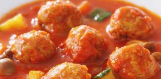 Polpette con la salsa della nonna, ma prima le devi friggere - RicettaSprint