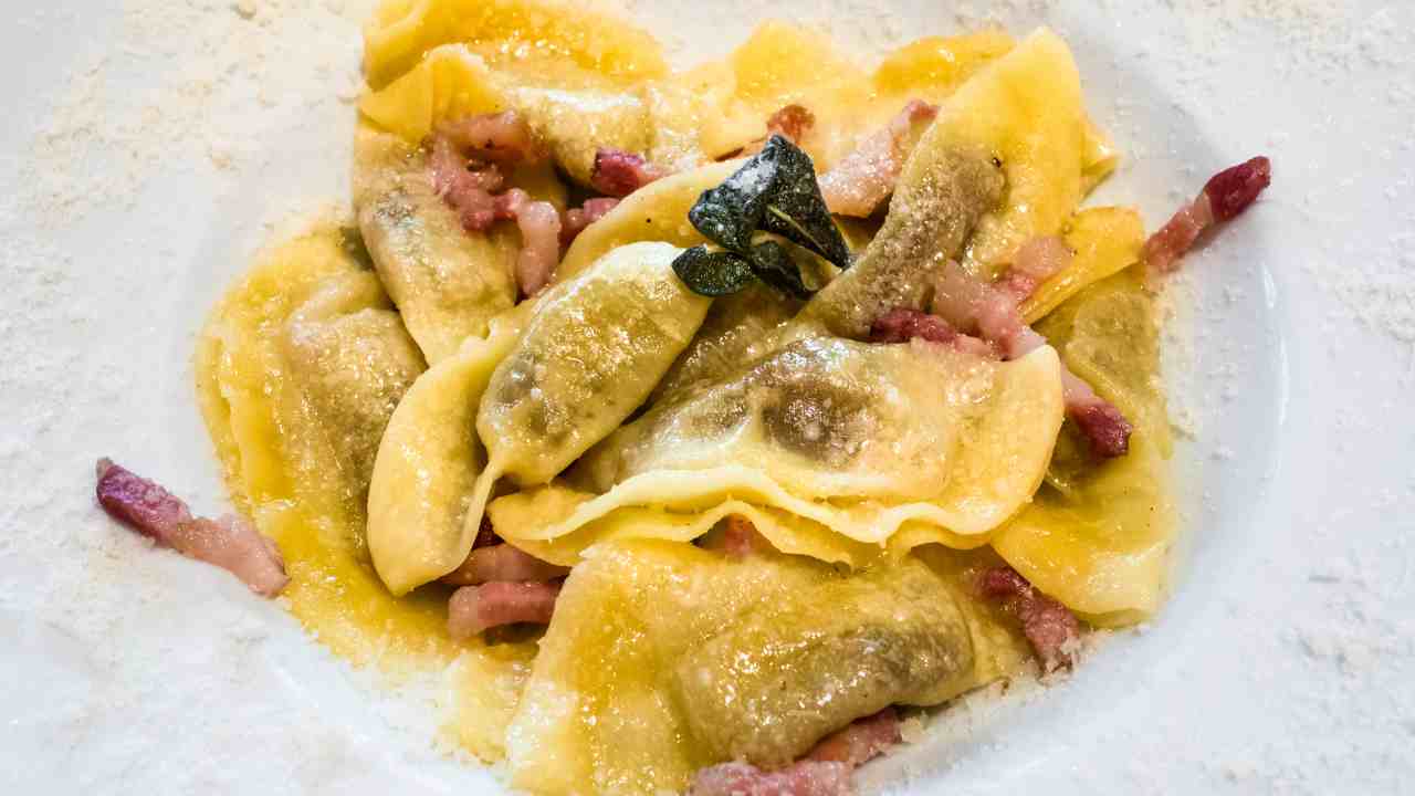 Ravioli con speck e burro - Ricettasprint.it