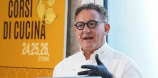 Sal De Riso diventa hot | La sua pasticceria da oggi cambia | Una combo incredibile!