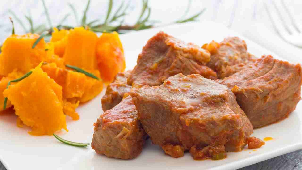 Spezzatino di maiale con la zucca