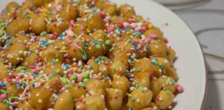 La ricetta degli struffoli come li faceva la nonna, croccanti fuori e morbidi dentro Struffoli di Natale - Ricettasprint.it