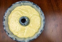 Uva e ricotta, la mia colazione è un’altra cosa: una torta da 190 k/cal Torta con uva e ricotta fresca,