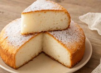 Torta nuvola leggerissima con pochi ingredienti - RicettaSprint