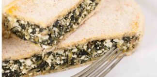 In cucina non si butta via niente: con un po’ di mollica e della verdura fresca la torta salata di pane Torta salata di pane secco