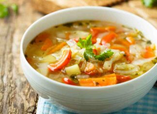 Zuppa di cavolo verza