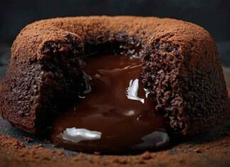 Ciambellone di avanzi di ingredienti, pronto in soli 30 minuti, la cioccolata però è esagerata ciambellone al cioccolato