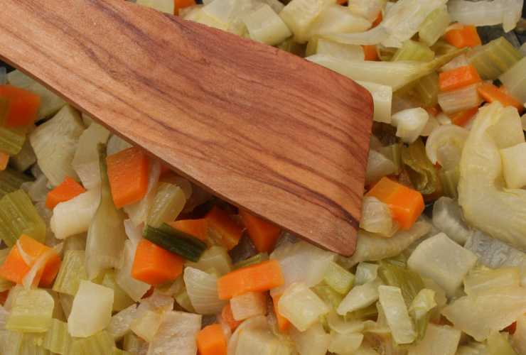 cuocere il soffritto - Ricettasprint.it