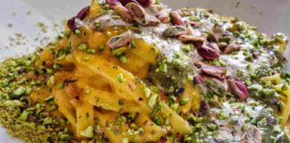 tagliatelle al limone zucchine e pistacchi ricettasprint.it