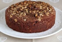 torta soffice cacao nocciole ricettasprint