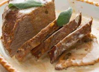 Il vitello delicato e succoso, lo prepariamo al latte e limone. Tranquilli sono una bomba insieme vitello al latte e limone ricettasprint.it