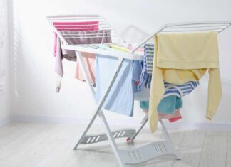 Umidità, freddo e pioggia non fanno asciugare il bucato? Se non hai l’asciugatrice risolvi così Asciugare bucato senza asciugatrice - Ricettasprint.it