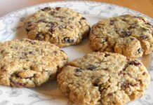 Biscotti alla frutta secca di Natale, li mangio anche per la colazione del 25 dicembre! Biscotti alla frutta secca colazione di Natale - RicettaSprint