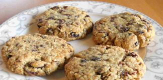 Biscotti alla frutta secca colazione di Natale - RicettaSprint