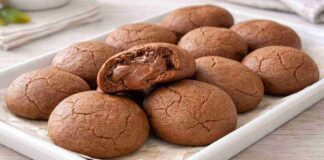 Biscottoni cioccolatosi ripieni, più buoni, più irresistibili, che fa te ne privi? Biscottoni cioccolatosi - RicettaSprint