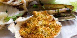 Non usare solo la gratinatura, per le capesante ci serve una salsa: vedrai che spettacolo Capesante gratinate in salsa