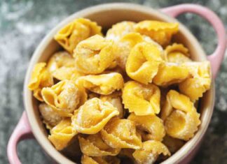 Cappelletti gratinati ai formaggi
