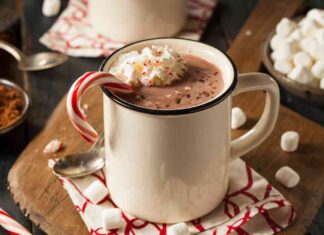 Cioccolata calda senza grumi come quella del bar - RicettaSprint